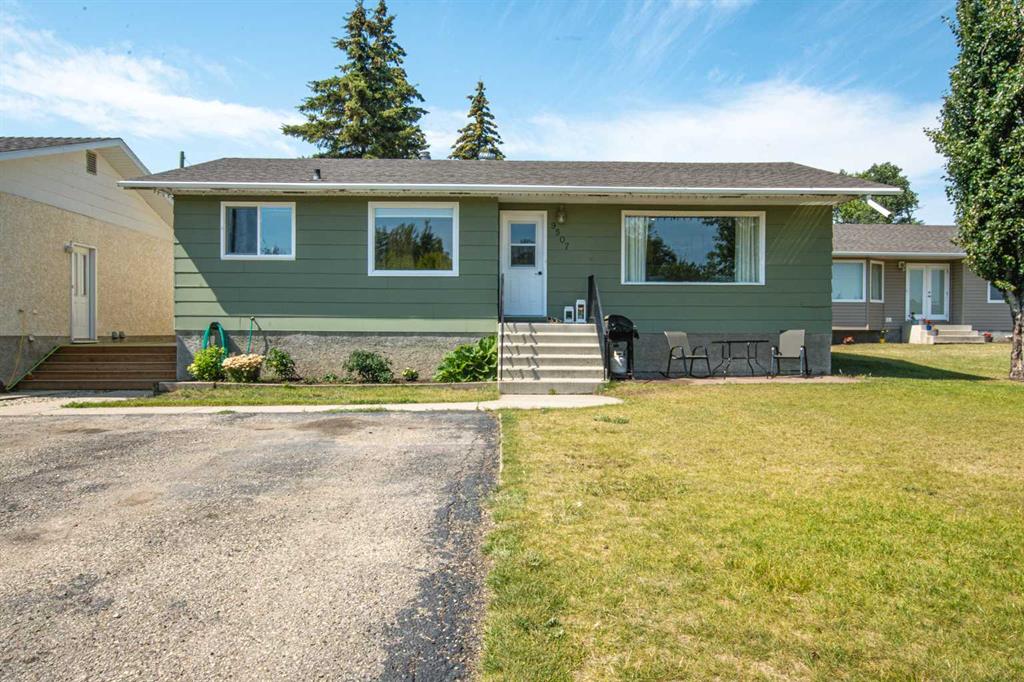 Picture of 9507 98 Street , Sexsmith Real Estate Listing
