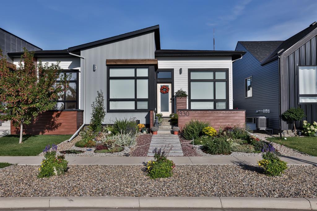 Picture of 330 Uplands Boulevard N, Lethbridge Real Estate Listing