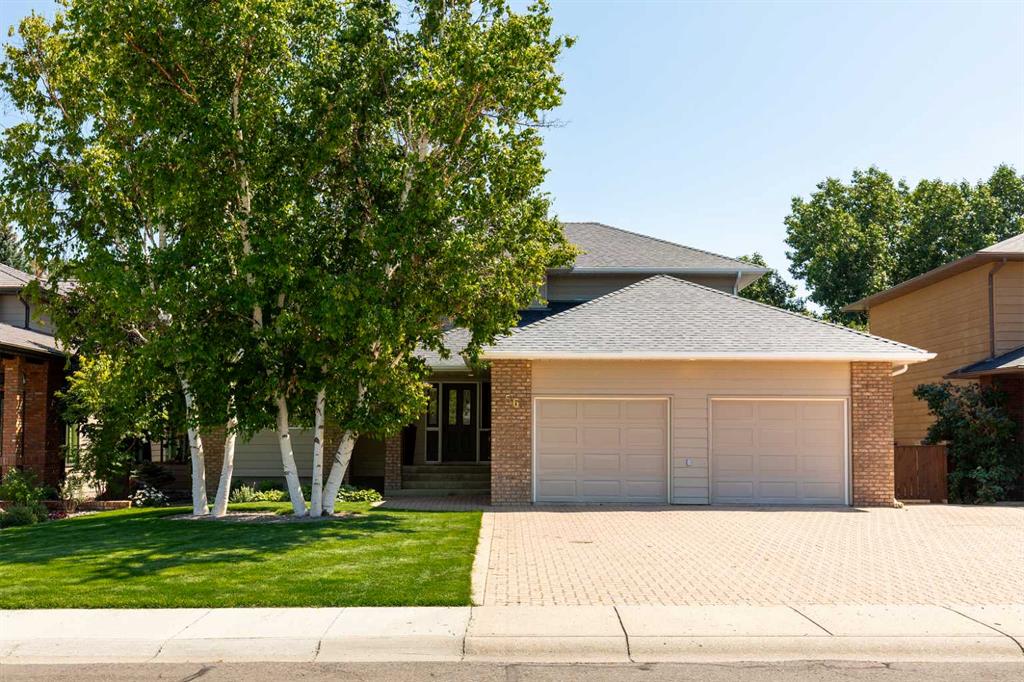 Picture of 56 Coachwood Road W, Lethbridge Real Estate Listing