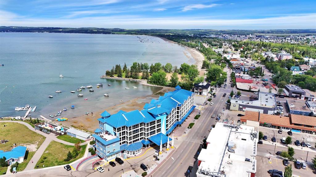 Picture of 310, 5100 Lakeshore Drive , Sylvan Lake Real Estate Listing