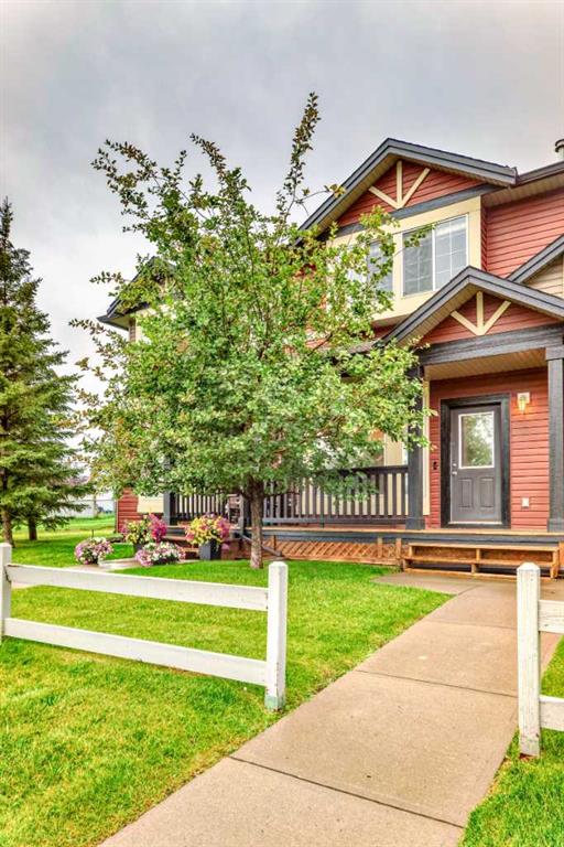 Picture of 402, 2066 Luxstone Boulevard SW, Airdrie Real Estate Listing