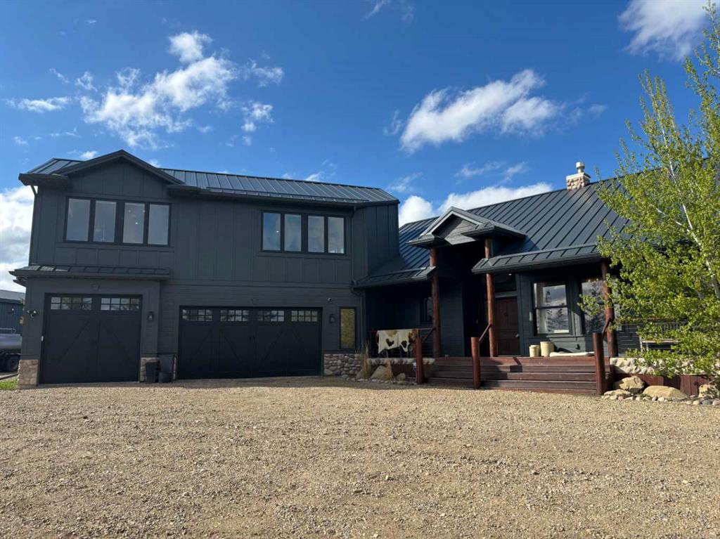 Picture of 52138 Township Road 263  , Rural Rocky View County Real Estate Listing