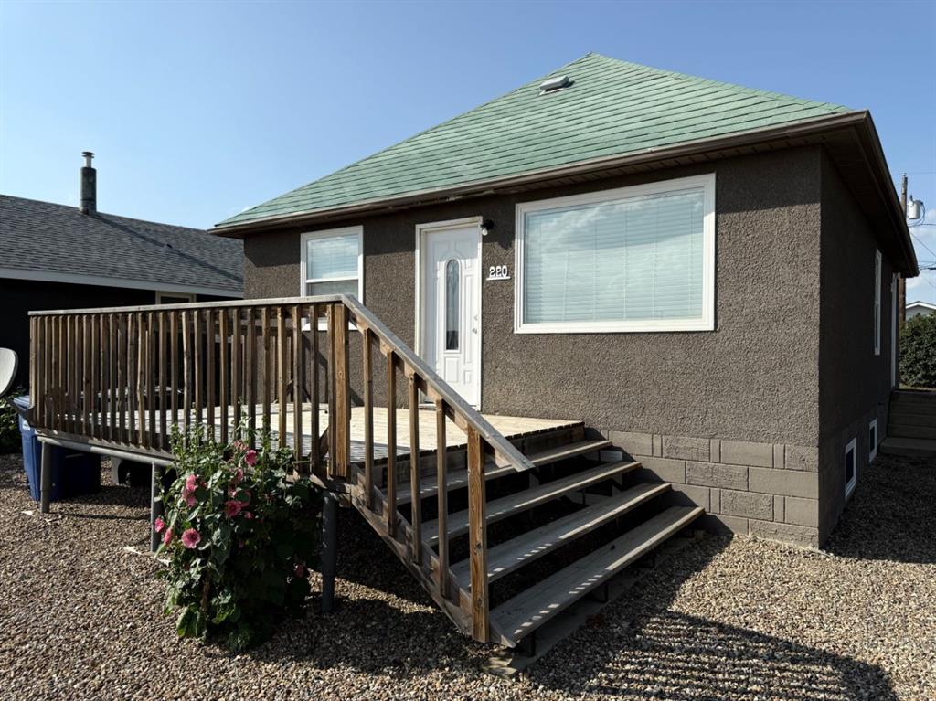 Picture of 220 Railway Avenue E  , Maidstone Real Estate Listing