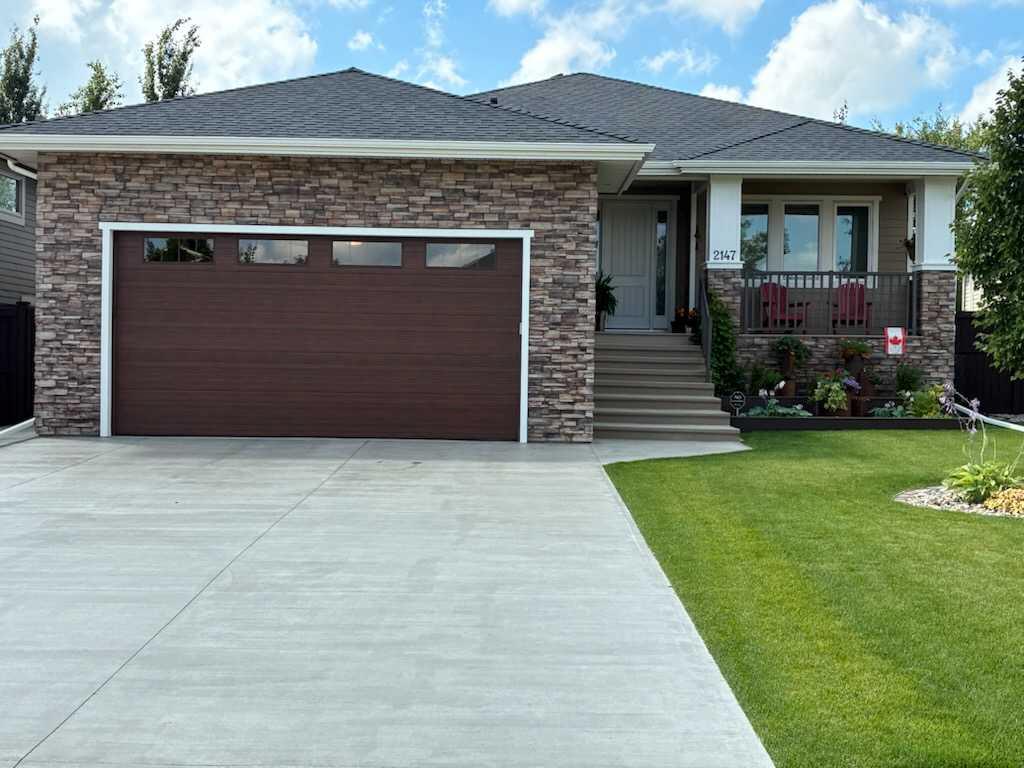 Picture of 2147 Cottonwood Drive  , Coaldale Real Estate Listing