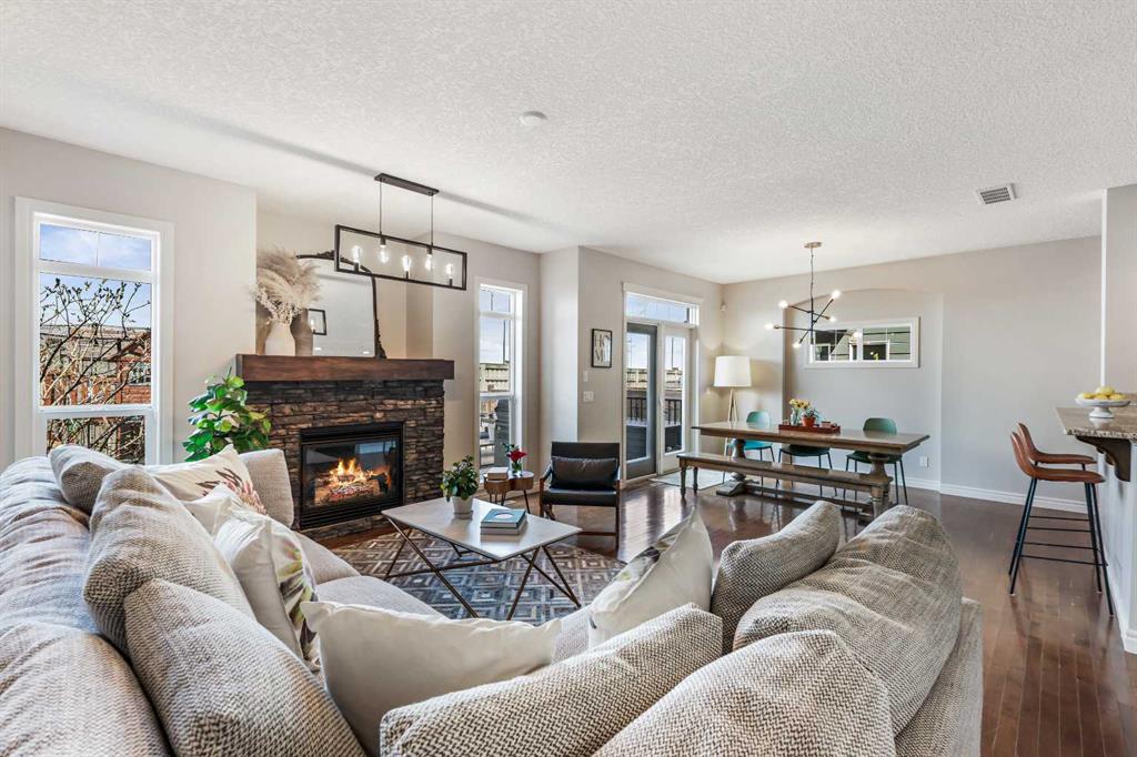 Picture of 383 Mahogany Terrace SE, Calgary Real Estate Listing