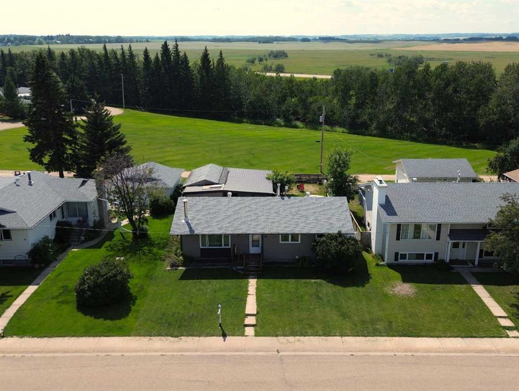 Picture of 18 Robinson Place , Bashaw Real Estate Listing