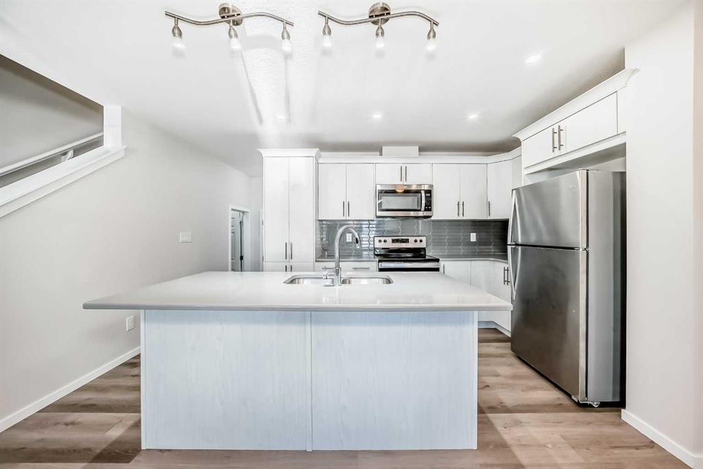 Picture of 145 Yorkville Boulevard SW, Calgary Real Estate Listing
