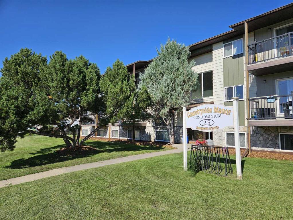 Picture of 206, 25 Robinson Avenue , Penhold Real Estate Listing
