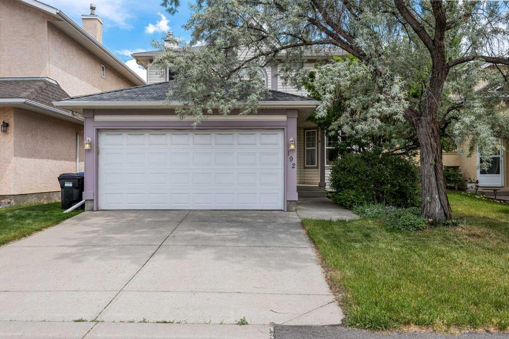 Picture of 192 Douglas Ridge Green SE, Calgary Real Estate Listing