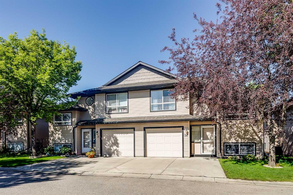 Picture of 36, 103 Fairways Drive NW, Airdrie Real Estate Listing