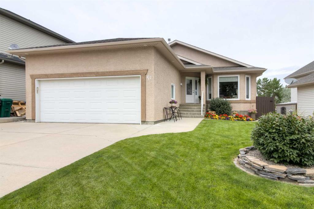 Picture of 61 Salish Place W, Lethbridge Real Estate Listing