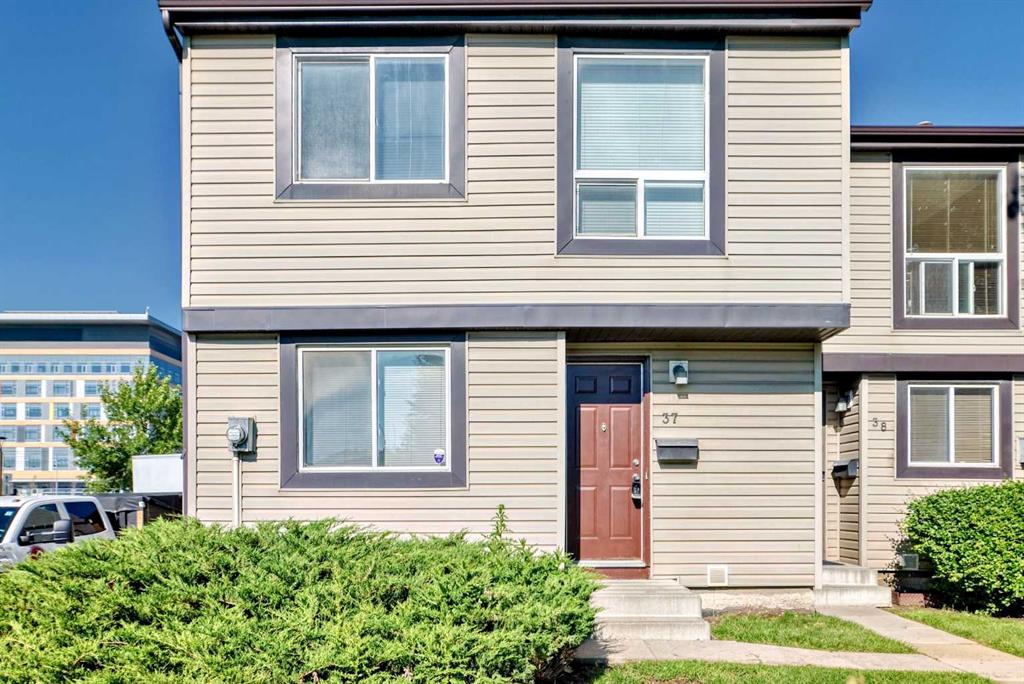 Picture of 37, 3029 Rundleson Road NE, Calgary Real Estate Listing