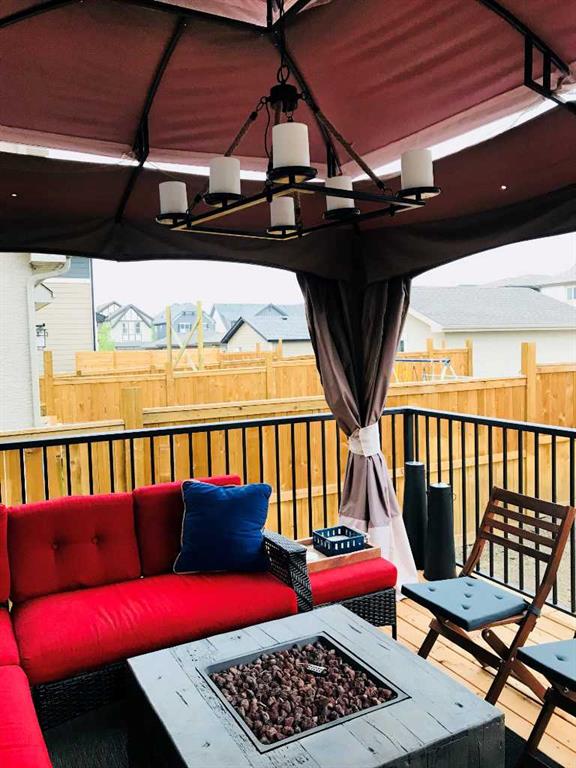 Picture of 198 Masters Avenue SE, Calgary Real Estate Listing