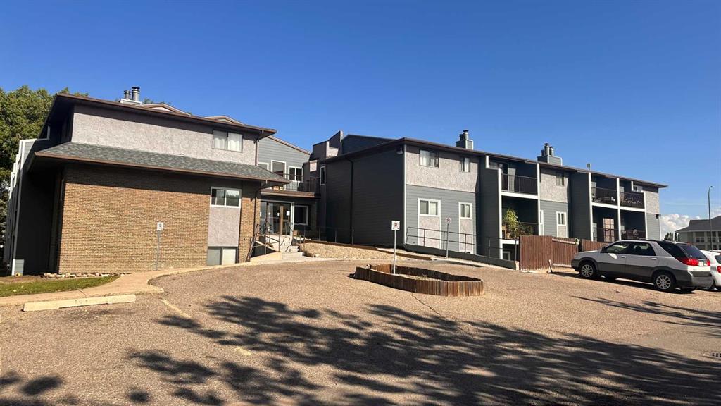 Picture of 109, 3910 23 Avenue S, Lethbridge Real Estate Listing