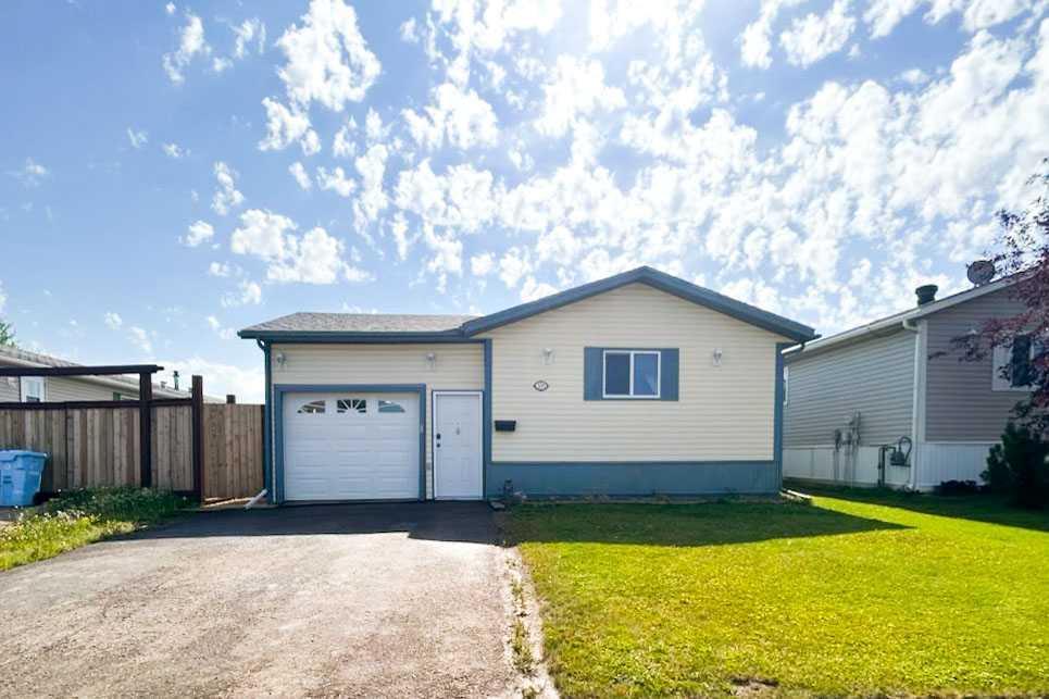 Picture of 205 Mctavish Crescent , Fort McMurray Real Estate Listing