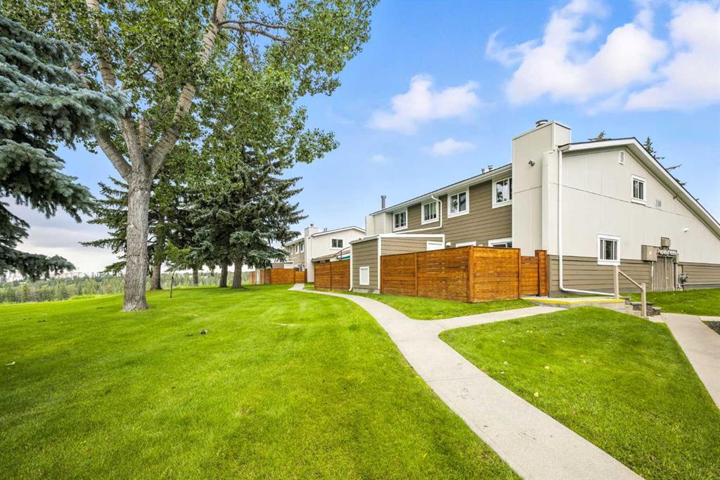 Picture of 1107, 13104 Elbow Drive SW, Calgary Real Estate Listing