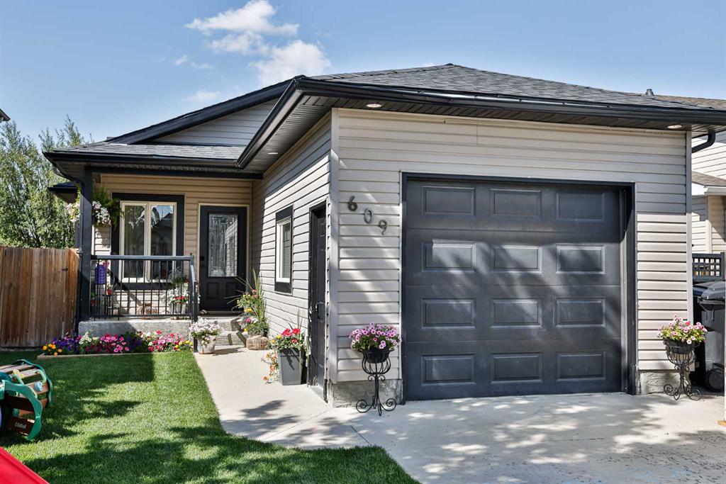 Picture of 609 Squamish Lane W, Lethbridge Real Estate Listing