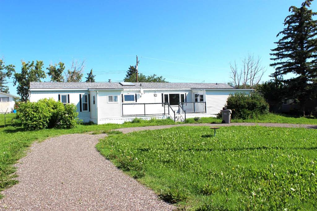 Picture of 319 Minto Street , Granum Real Estate Listing
