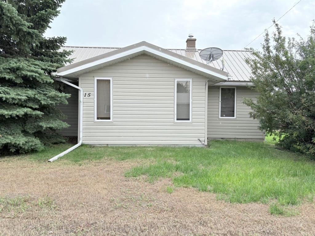 Picture of 15 1 Avenue E, Acadia Valley Real Estate Listing