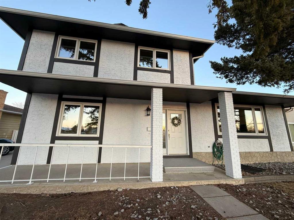 Picture of 5632 dalhousie Drive NW, Calgary Real Estate Listing
