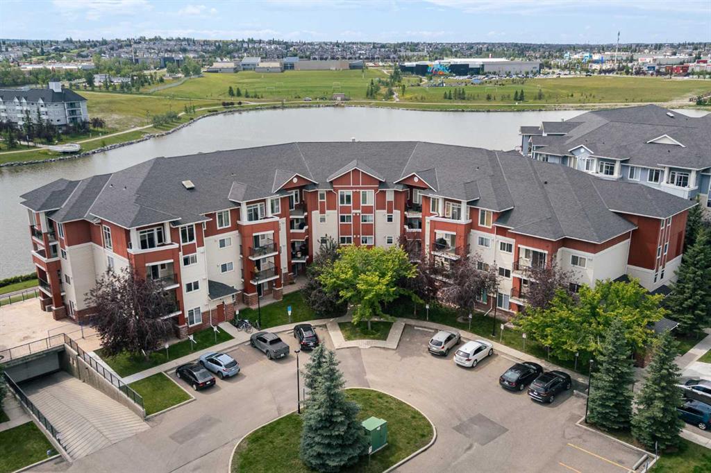 Picture of 204, 156 Country Village Circle NE, Calgary Real Estate Listing