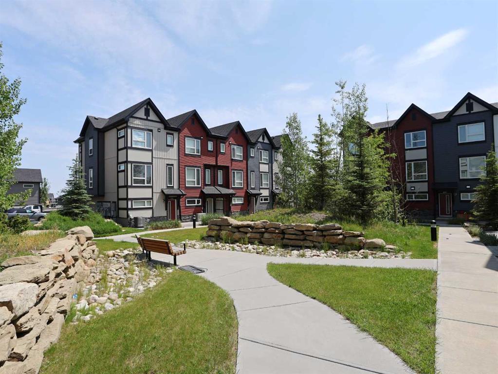 Picture of 208, 11 Evanscrest Mews NW, Calgary Real Estate Listing