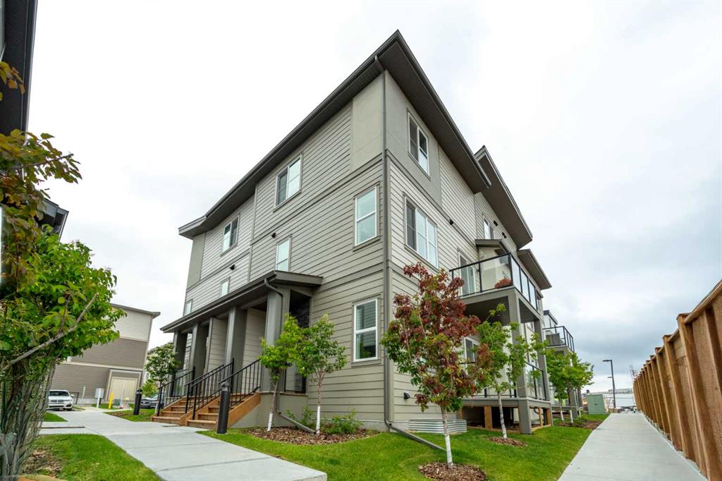 Picture of 60, 2117 81 Street SW, Calgary Real Estate Listing
