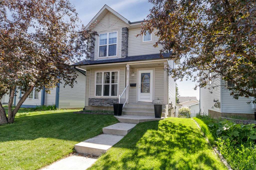 Picture of 91 Covington Close , Calgary Real Estate Listing