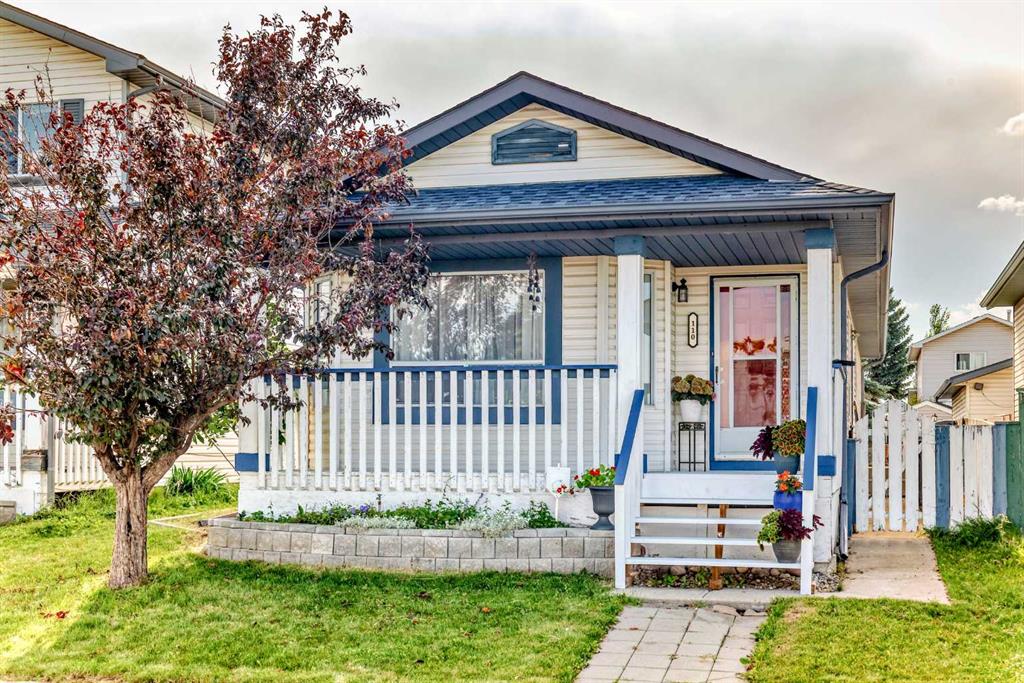 Picture of 110 Applebrook Circle SE, Calgary Real Estate Listing