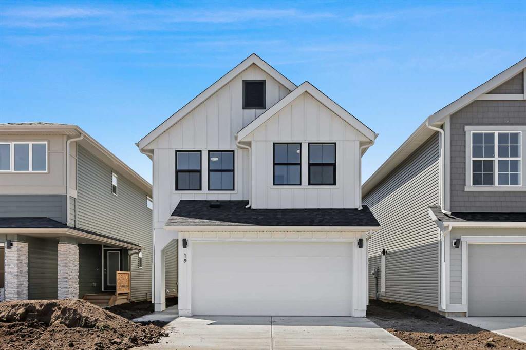 Picture of 19 Copperhead Gardens SE, Calgary Real Estate Listing