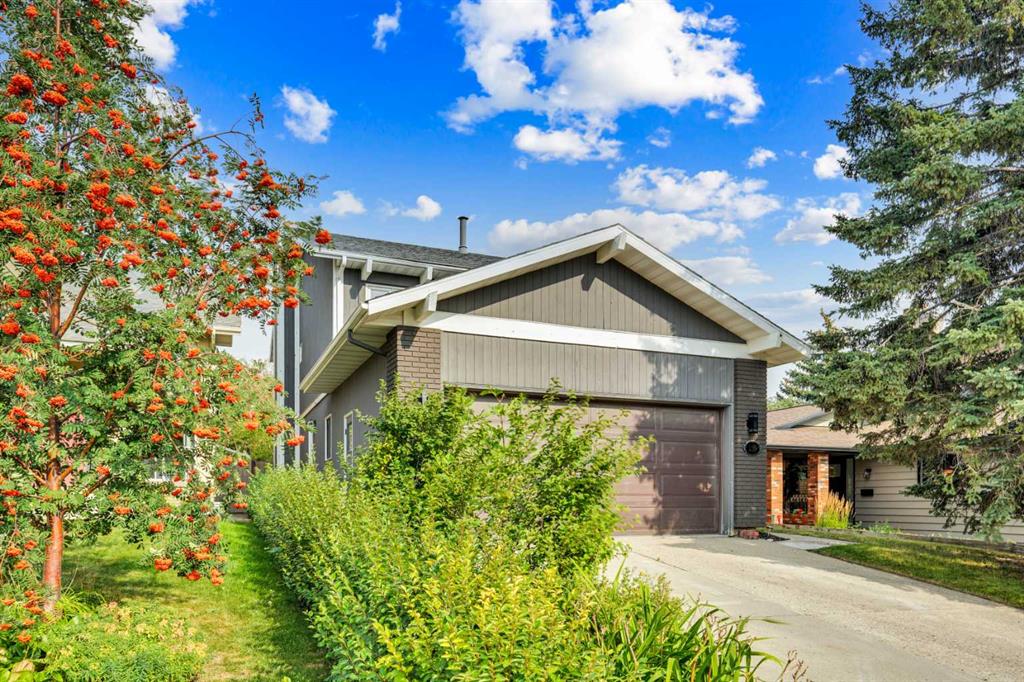 Picture of 235 Coachwood Crescent SW, Calgary Real Estate Listing