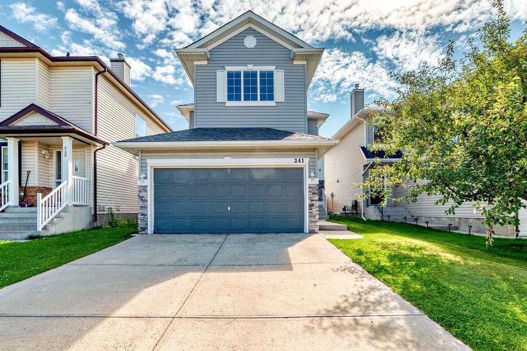 Picture of 241 Covewood Circle NE, Calgary Real Estate Listing