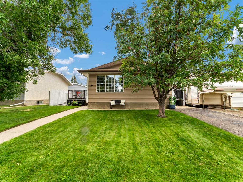 Picture of 48 Strong Avenue SE, Medicine Hat Real Estate Listing