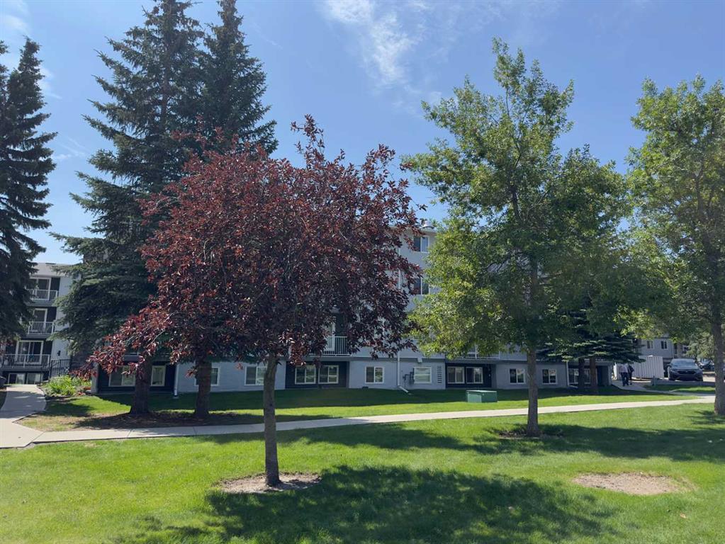 Picture of 406C, 5601 Dalton Drive NW, Calgary Real Estate Listing