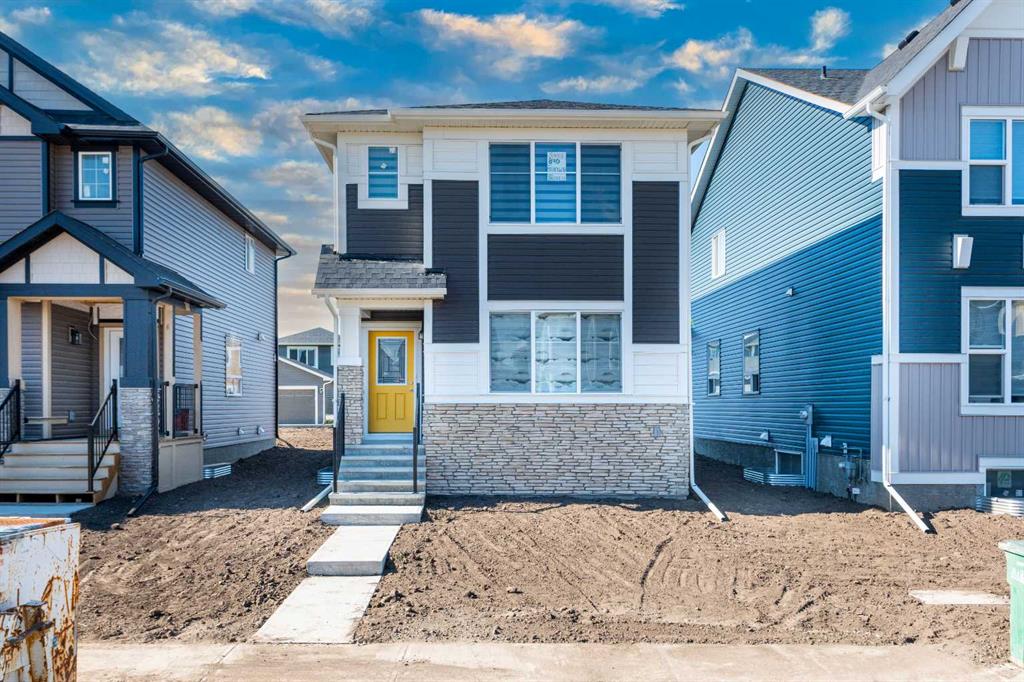 Picture of 840 Midtown Drive , Airdrie Real Estate Listing