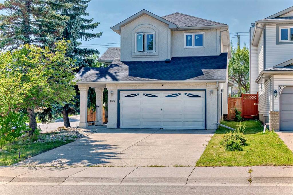 Picture of 165 Shawinigan Drive SW, Calgary Real Estate Listing