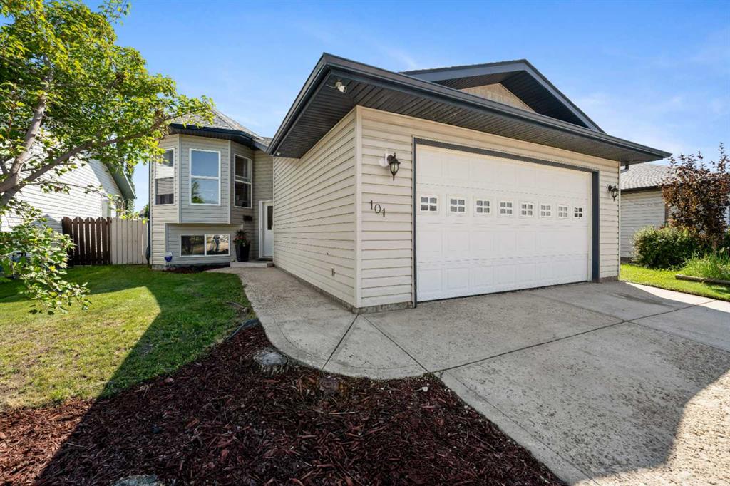 Picture of 101 Laurel Close , Blackfalds Real Estate Listing