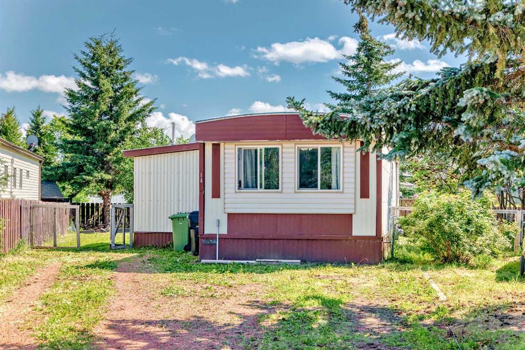 Picture of 14 Birch Close , Olds Real Estate Listing