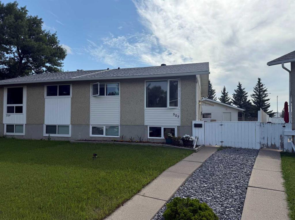 Picture of 507 Mckillop Place N, Lethbridge Real Estate Listing
