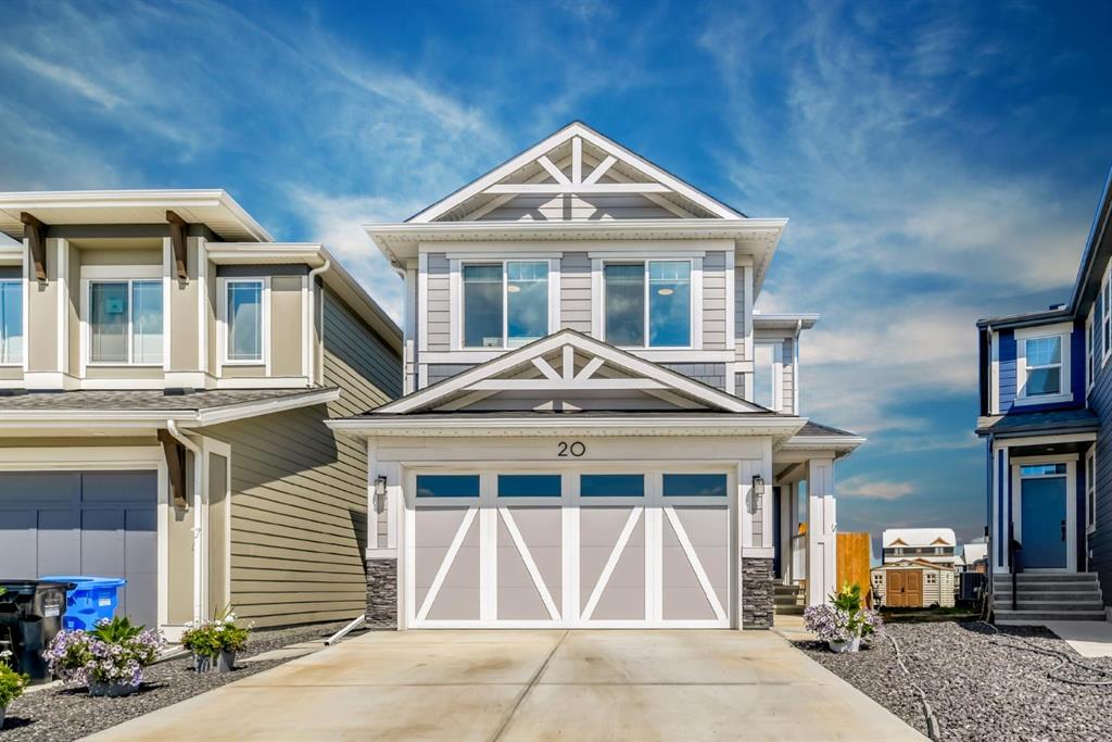 Picture of 20 Magnolia Bay SE, Calgary Real Estate Listing