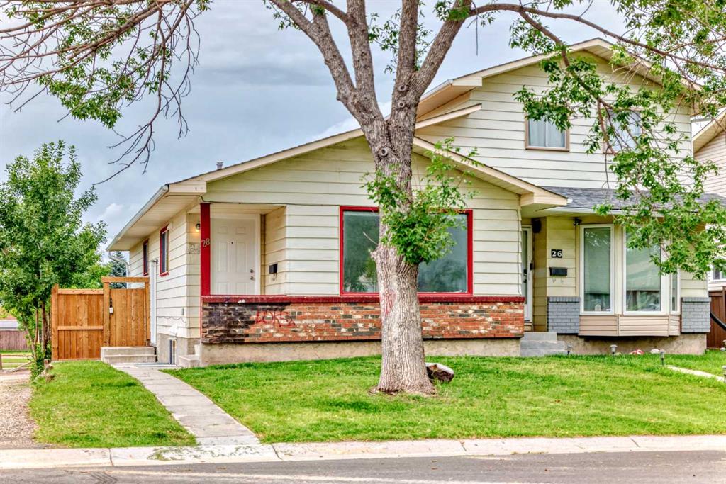 Picture of 28 Berkley Close NW, Calgary Real Estate Listing