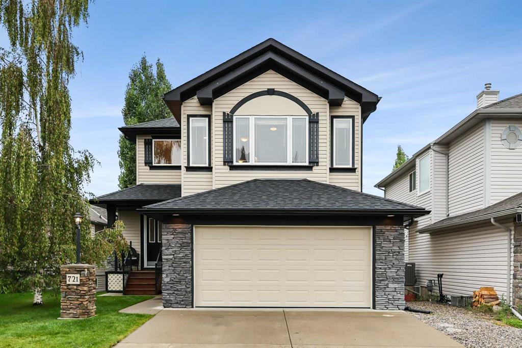Picture of 721 Cimarron Close , Okotoks Real Estate Listing