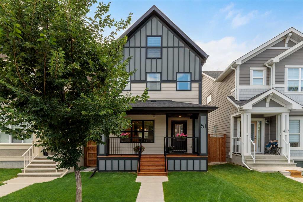 Picture of 51 Masters Manor SE, Calgary Real Estate Listing