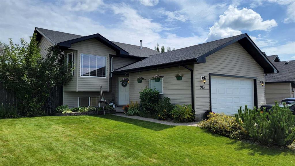 Picture of 913 62 STREET  , Edson Real Estate Listing