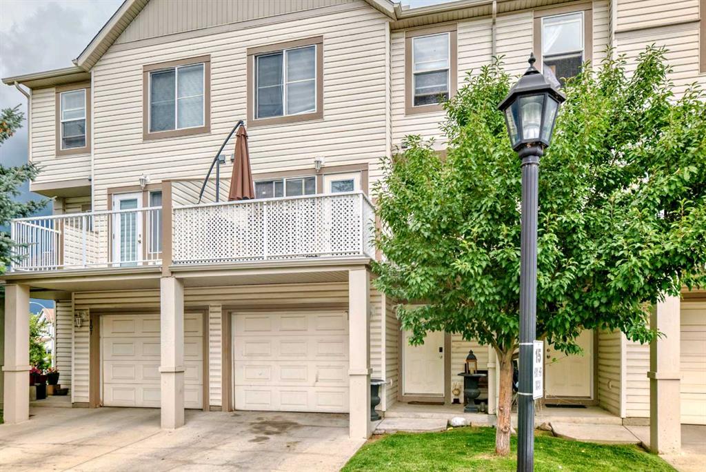 Picture of 105 Copperfield Lane SE, Calgary Real Estate Listing