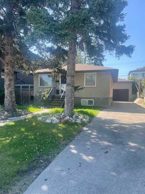 Picture of 7711 47 Avenue NW, Calgary Real Estate Listing