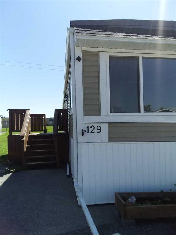 Picture of 129 Sunset Way NE, High River Real Estate Listing