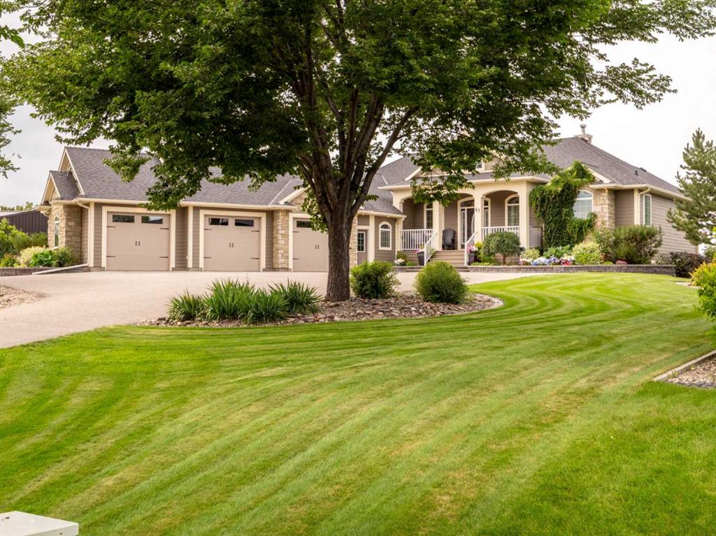 Picture of 53 Sandstone Road S, Lethbridge Real Estate Listing