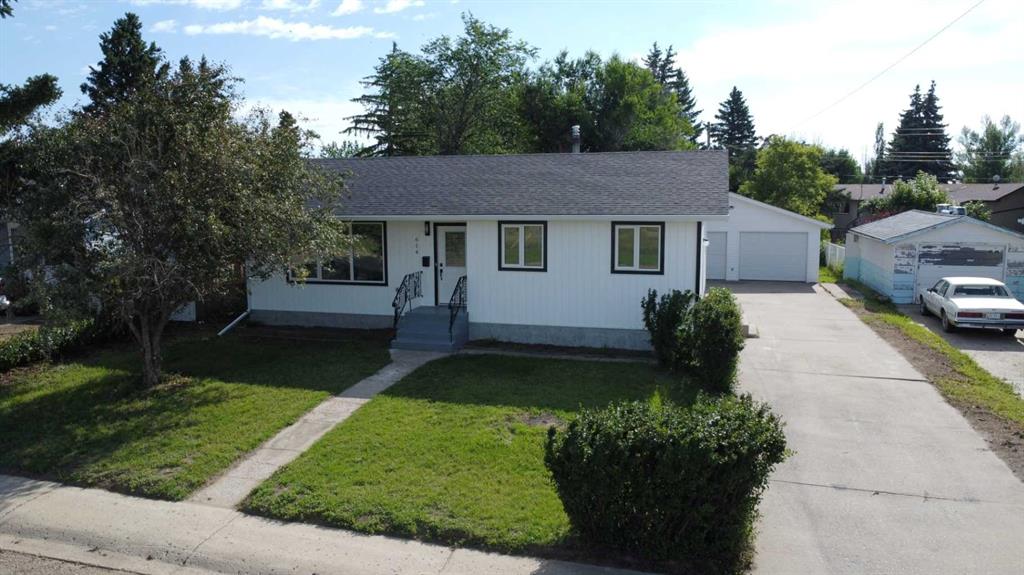 Picture of 614 Palliser Trail , Hanna Real Estate Listing