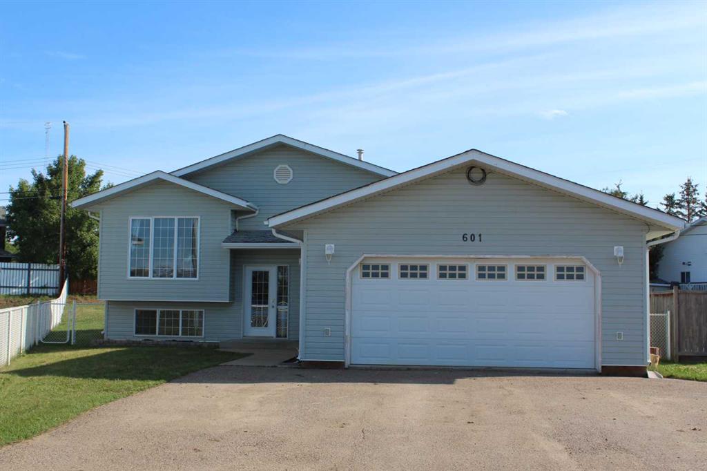 Picture of 601 2nd Street NW, Manning Real Estate Listing